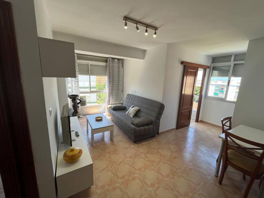 Apartamento Ginebra Torre Del Mar Kültér fotó
